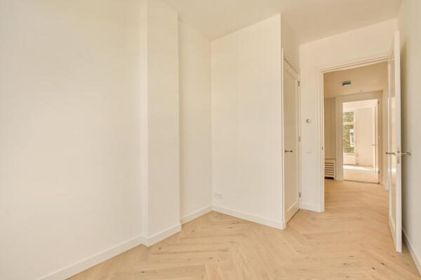 photo 23 Tweede Helmersstraat 8 3